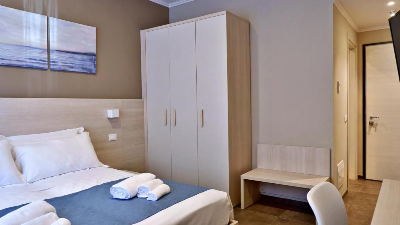 Pianomare Riviera Apartments And Rooms Империа Екстериор снимка