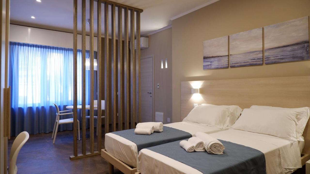 Pianomare Riviera Apartments And Rooms Империа Екстериор снимка