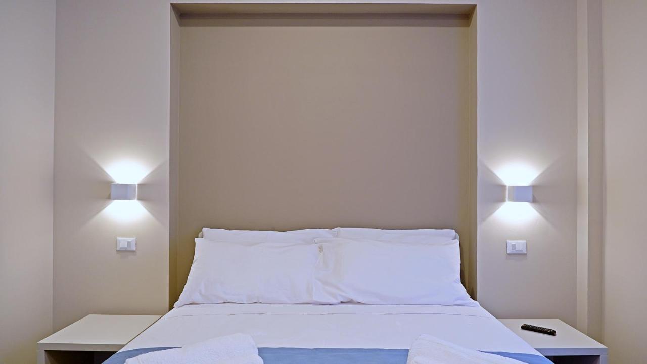 Pianomare Riviera Apartments And Rooms Империа Екстериор снимка