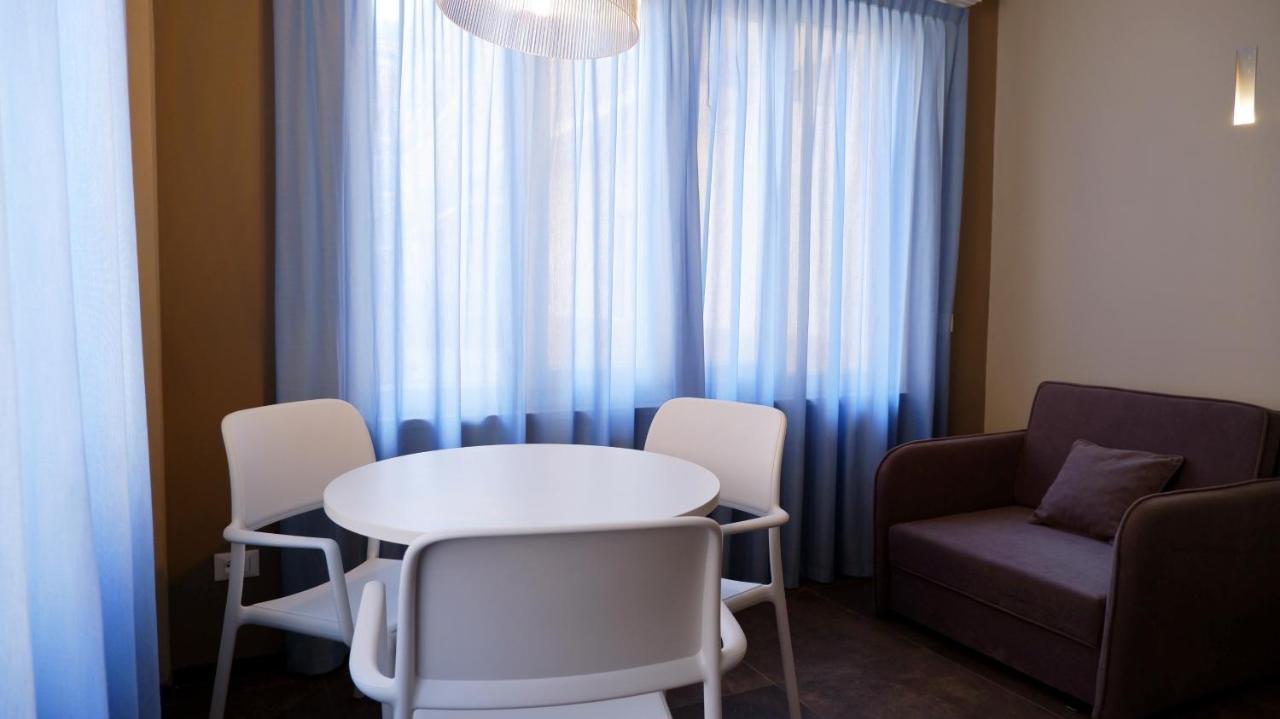 Pianomare Riviera Apartments And Rooms Империа Екстериор снимка